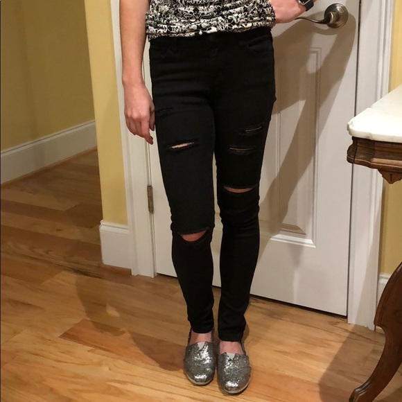 junior black skinny jeans ripped